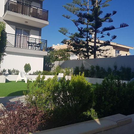 Valentinos Apartments Paphos Ngoại thất bức ảnh