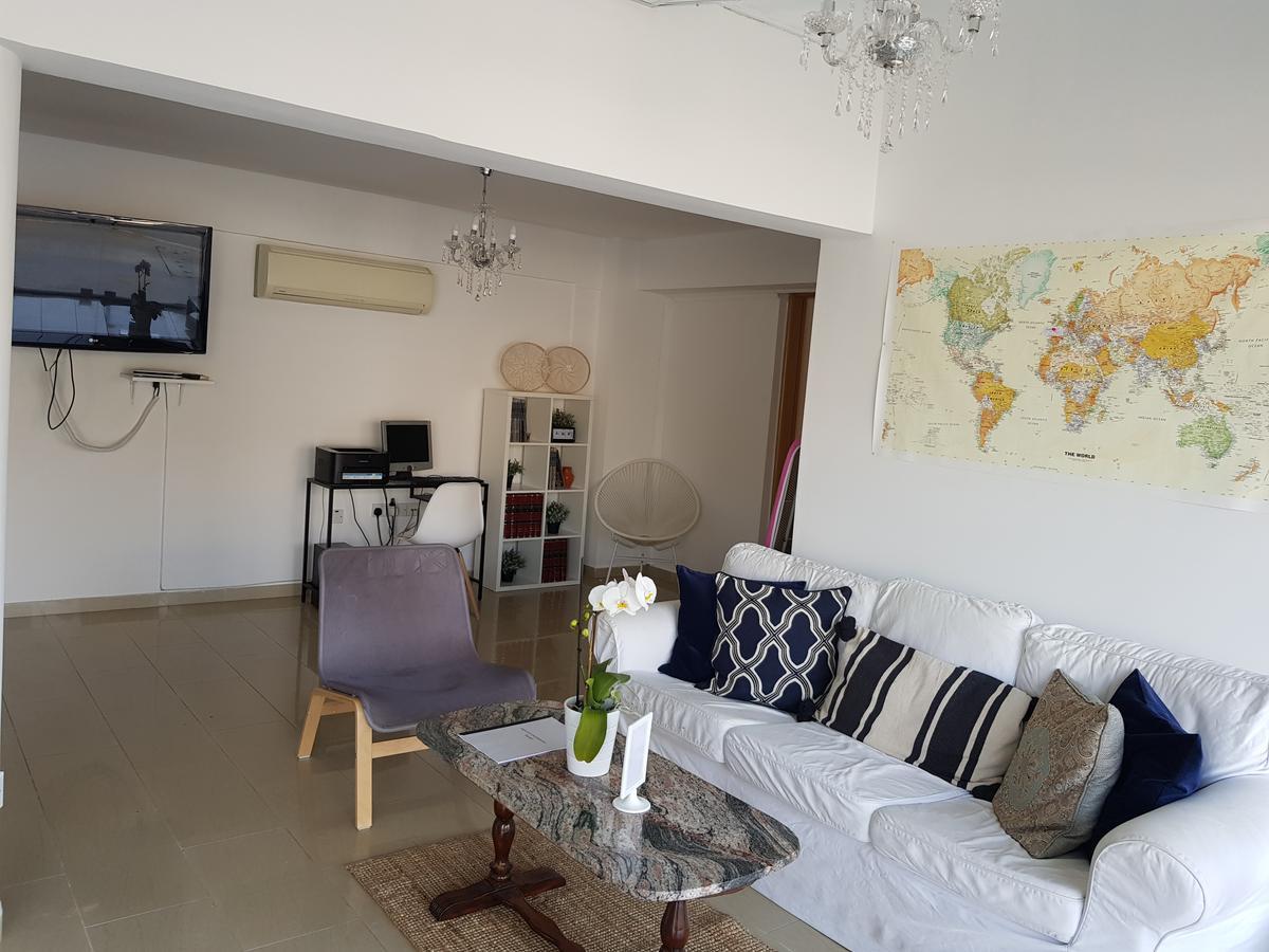 Valentinos Apartments Paphos Ngoại thất bức ảnh