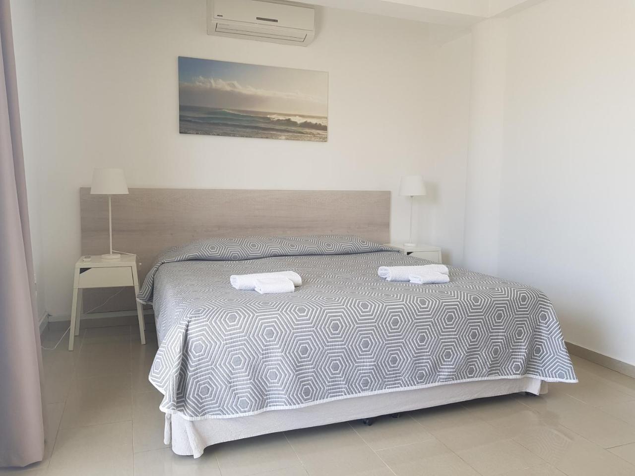 Valentinos Apartments Paphos Ngoại thất bức ảnh