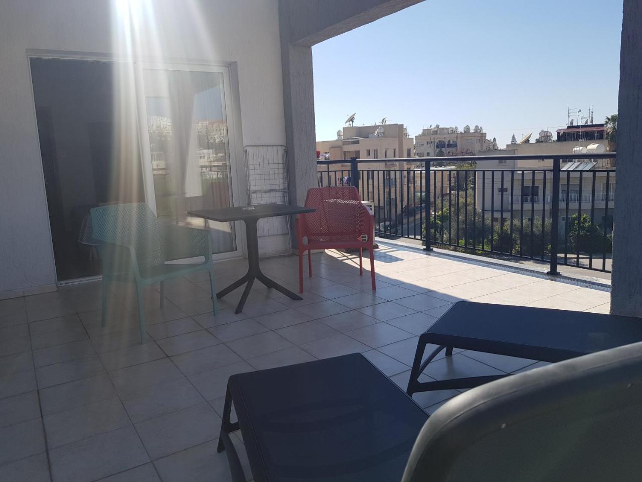 Valentinos Apartments Paphos Ngoại thất bức ảnh