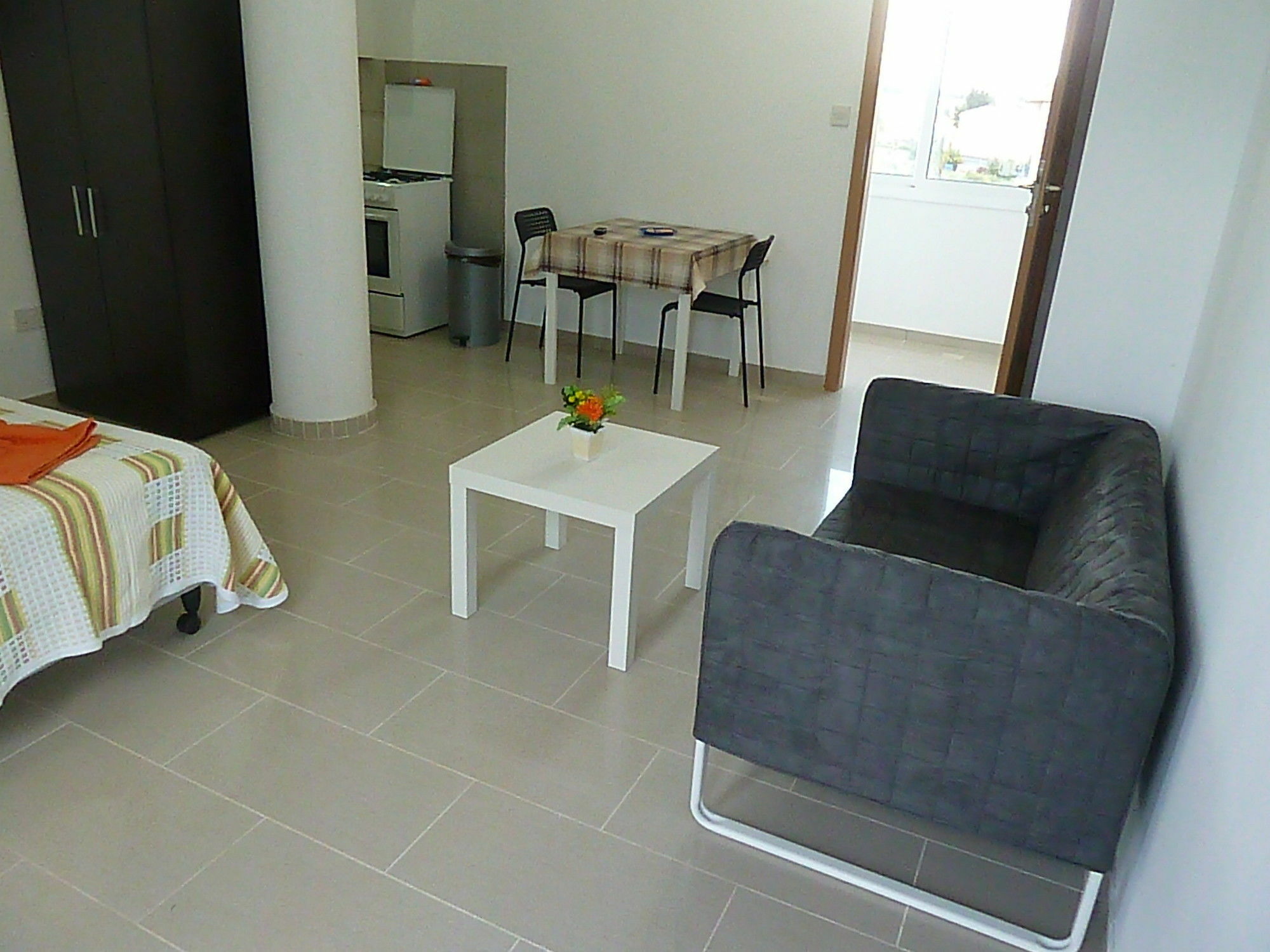 Valentinos Apartments Paphos Ngoại thất bức ảnh